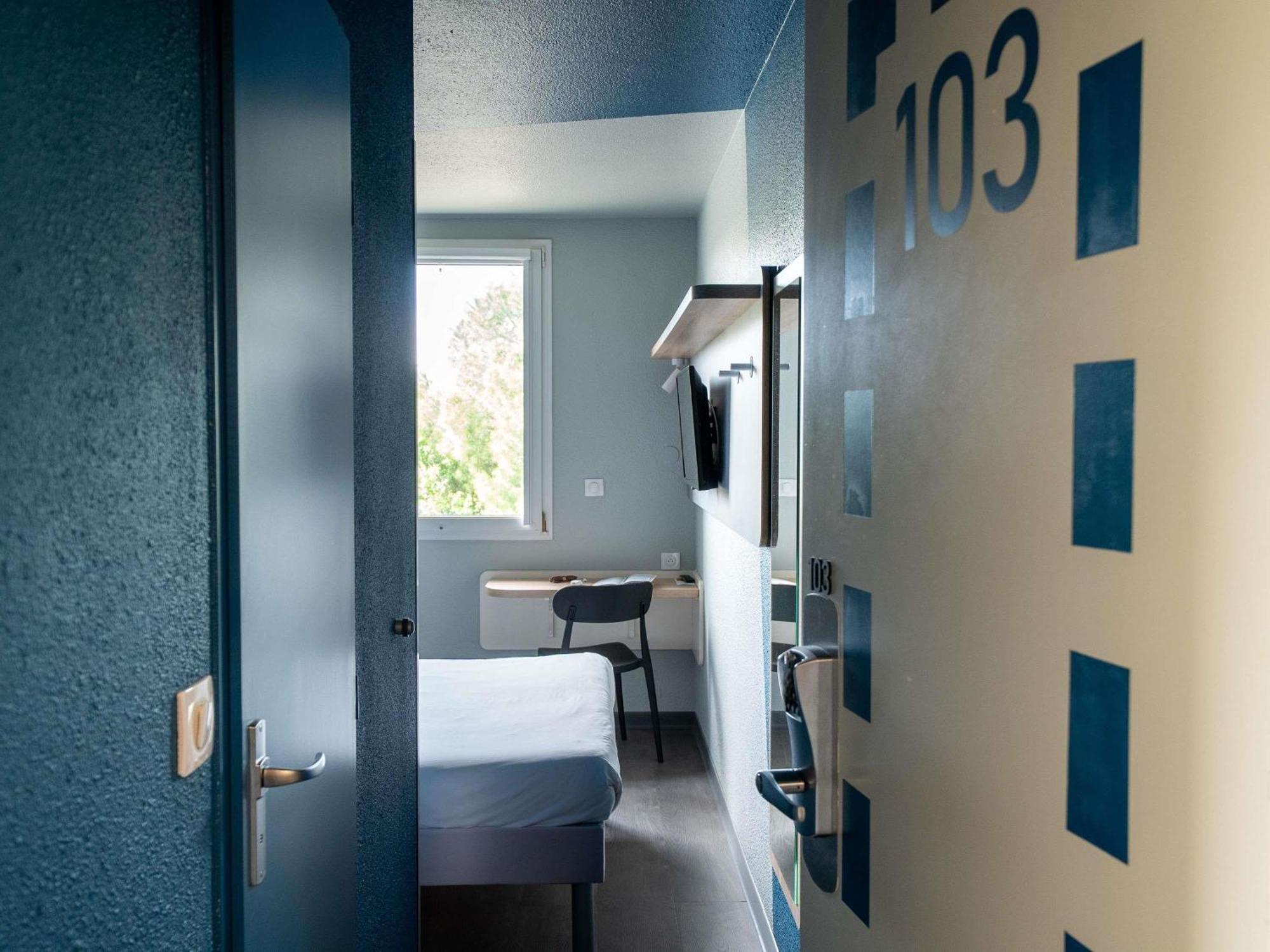 Ibis Budget Narbonne Est Exterior photo